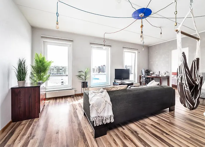 Floor Near Ferry Terminal - Free Parking * Tallinn