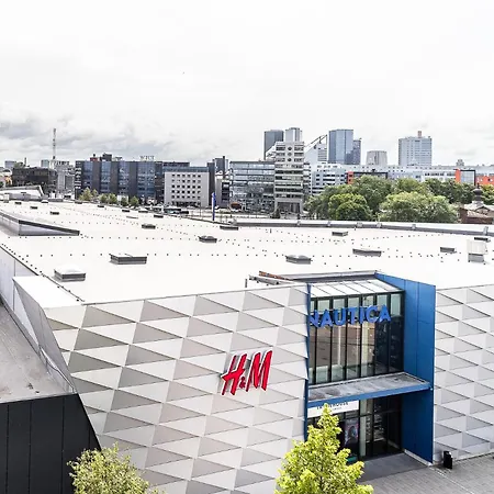 Floor Near Ferry Terminal - Free Parking Appartement *